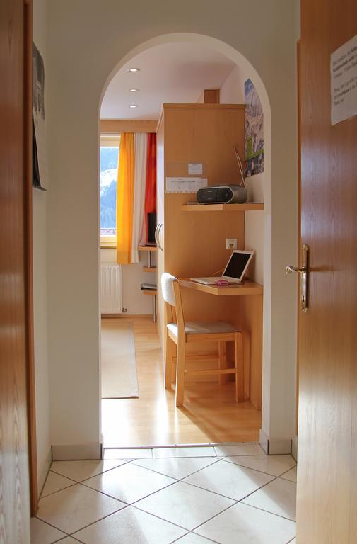 Haus Kogler Apartment Aich  Phòng bức ảnh